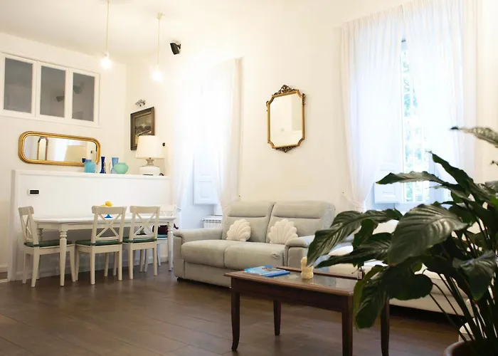 Vomerwood Loft - Charming And Spacious House In Vomero