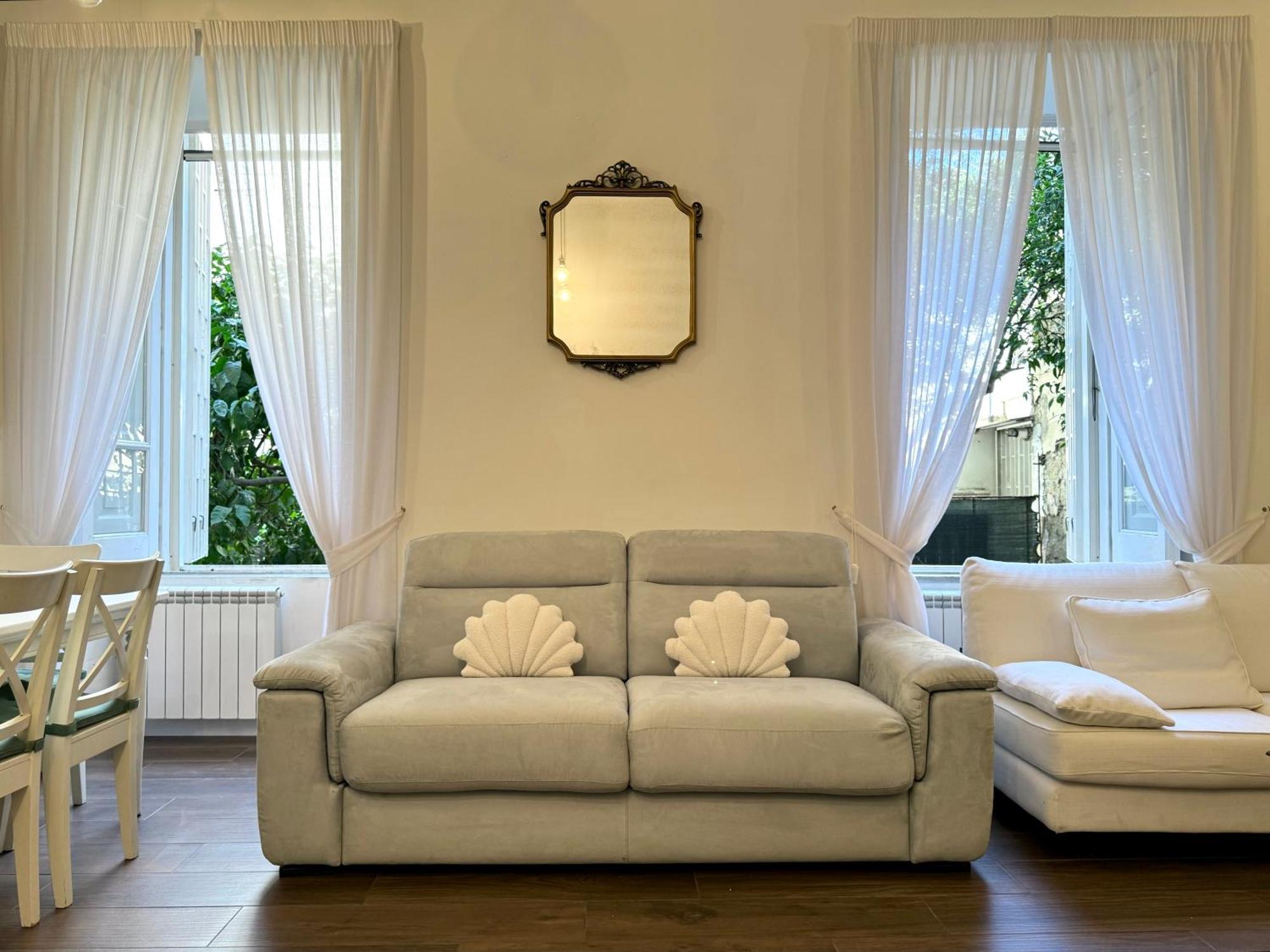 Vomerwood Loft - Charming And Spacious House In Vomero