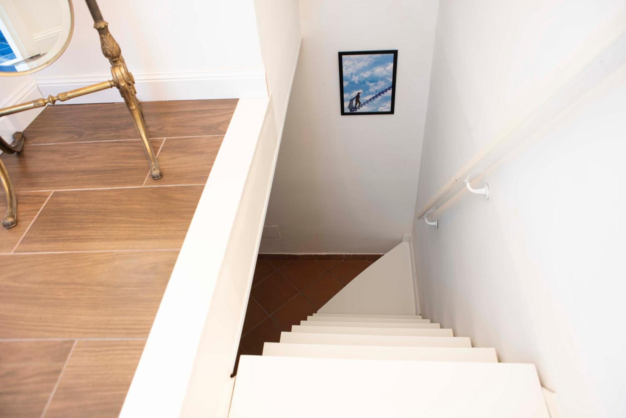 Apartment Vomerwood Loft - Charming And Spacious House In Vomero Naples